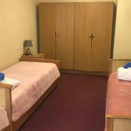 Hotel Kozatsky On Antonova Kiev